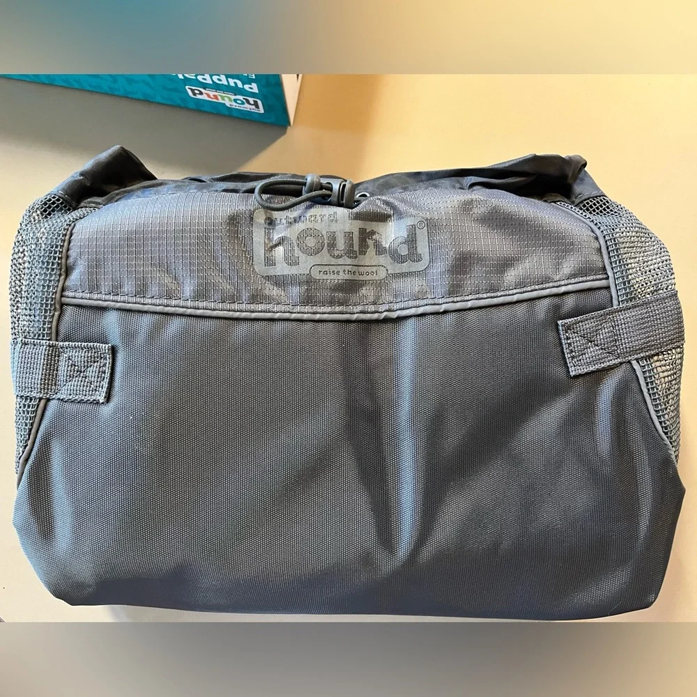 Outward Hound Pet-Pack front carrier <10 lbs